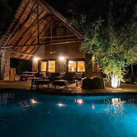 Leopard'S Lair Bush Lodge Hoedspruit Exterior foto