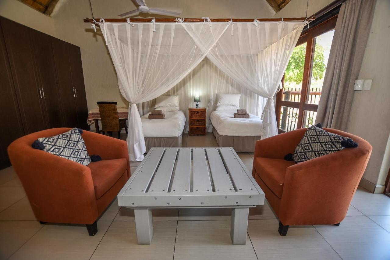 Leopard'S Lair Bush Lodge Hoedspruit Exterior foto