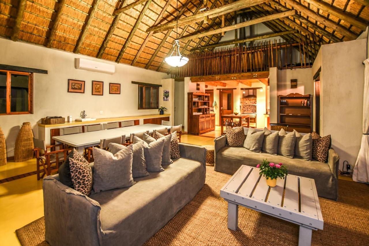 Leopard'S Lair Bush Lodge Hoedspruit Exterior foto